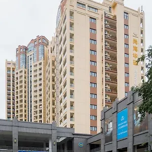 4* Отель Baohong Shanghai Huating Boutique